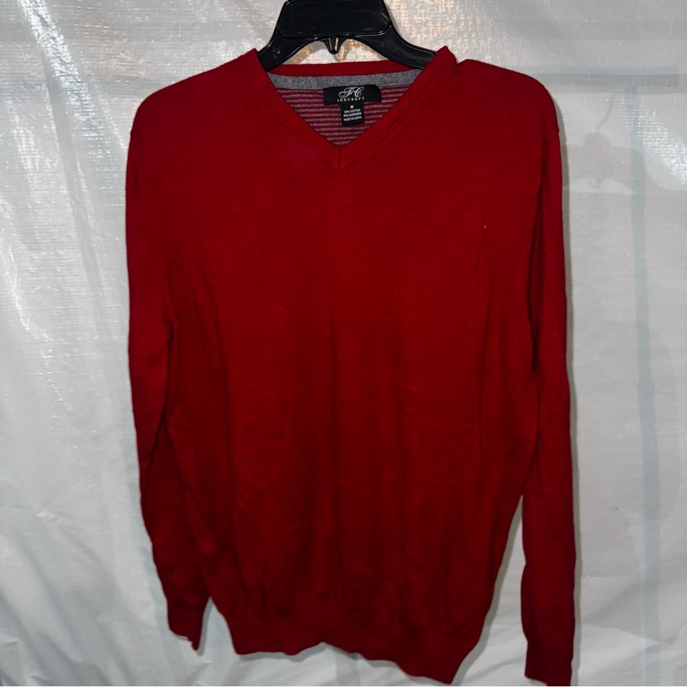 Foxcroft Men's Bold Red V-Neck Sweater